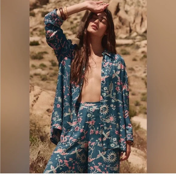 Spell NWT Desert BanditaCobalt Blue and Pink Floral Woven Button Down Shirt